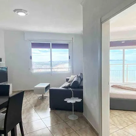 Entire Beachfront Alain * Durrës